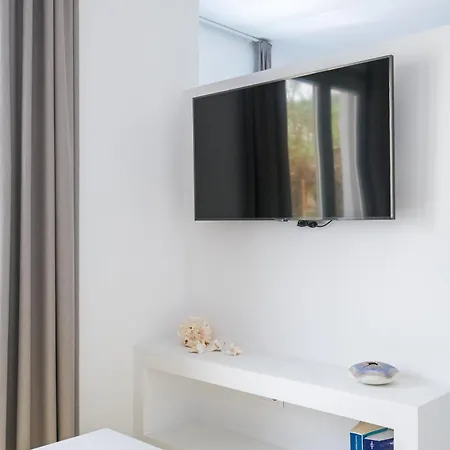 Porto Bello Di Parikia (Paros)